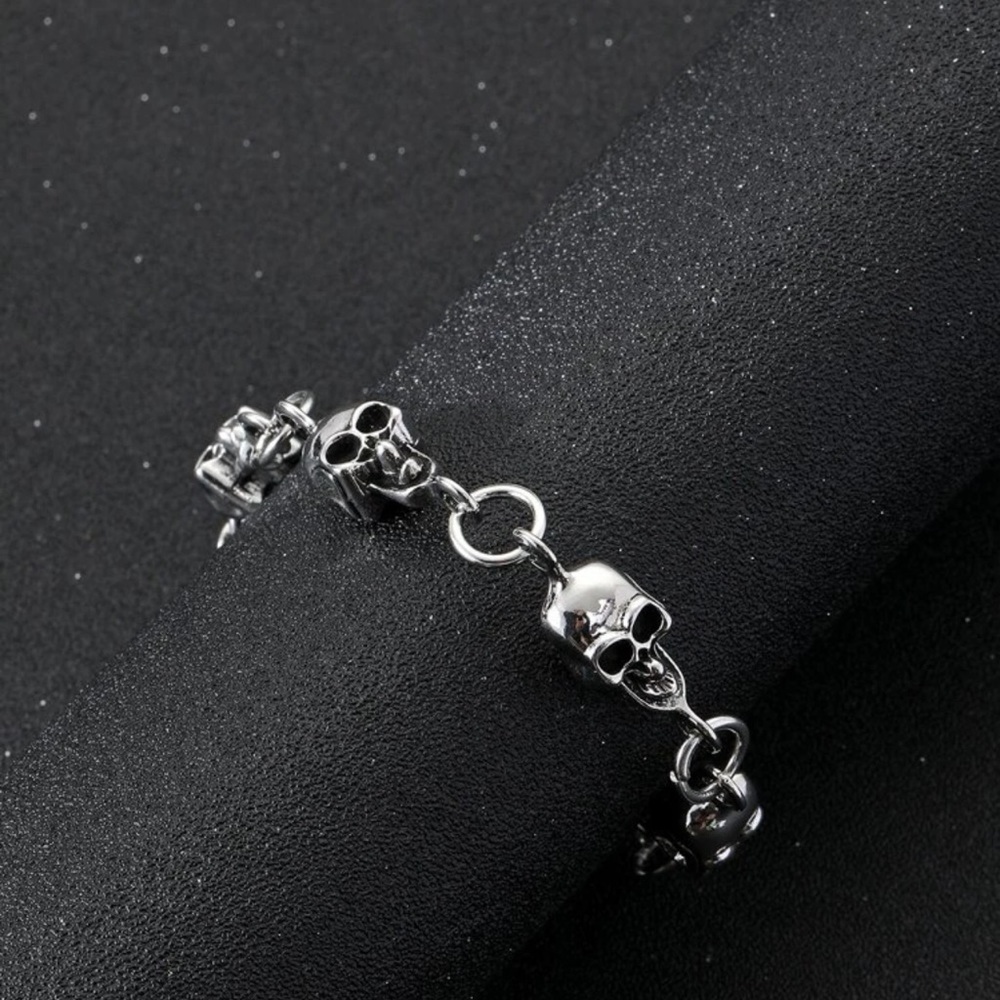 💀 Awesome Metallic Skeleton Skull Bracelet 💀